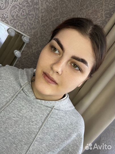 Мастер бровист