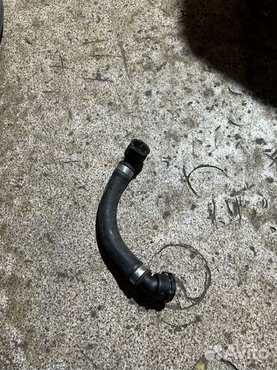Патрубок системы охлаждения bmw x5