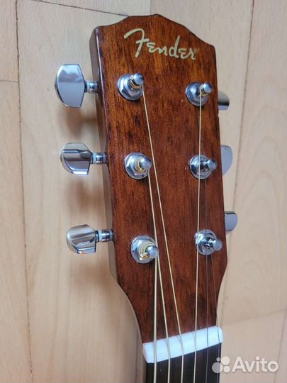 Акустическая гитара Fender CD60S