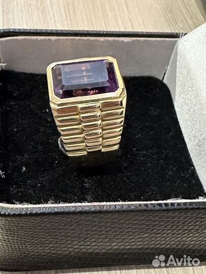 Мужской золотой перстень