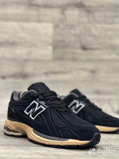 Кроссовки New balance 1906R натуральная замша