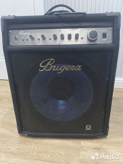 Басовый комбоусилитель