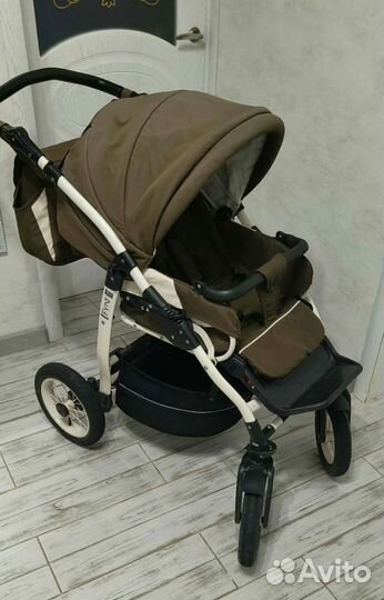 Коляска 3в1 Jedo в отличном состоянии