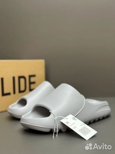 Adidas Yeezy slide