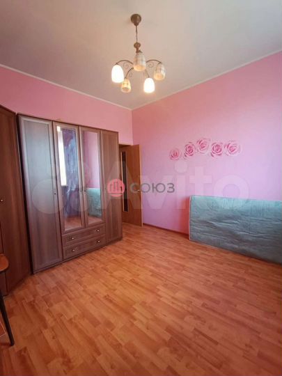 2-к. квартира, 46 м², 4/4 эт.