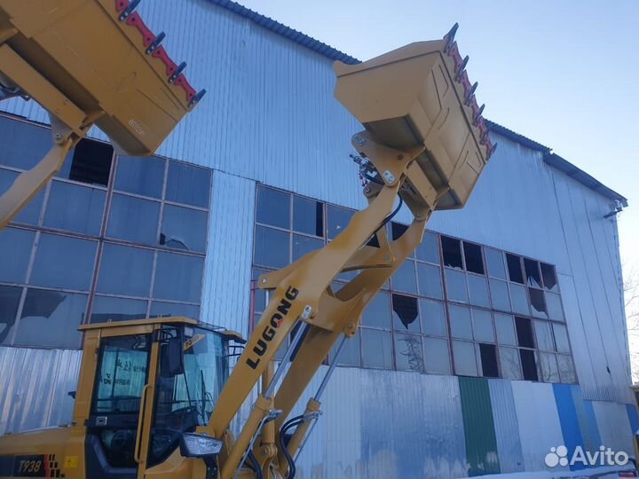 Фронтальный погрузчик LuGong T 938, 2023
