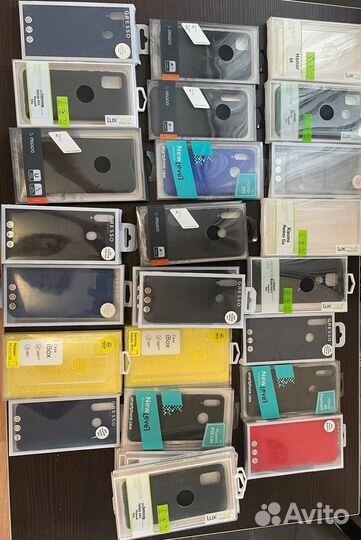 Чехлы на телефон