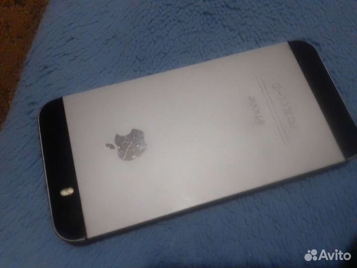 iPhone SE черный