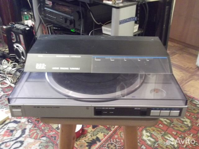 Тангенциальный проигрыватель Philips