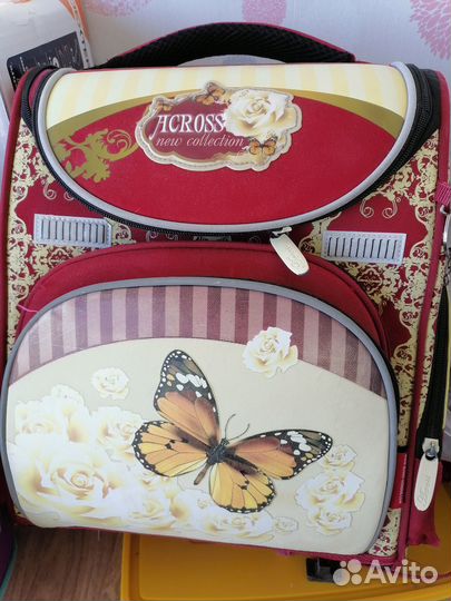 Школьные рюкзаки