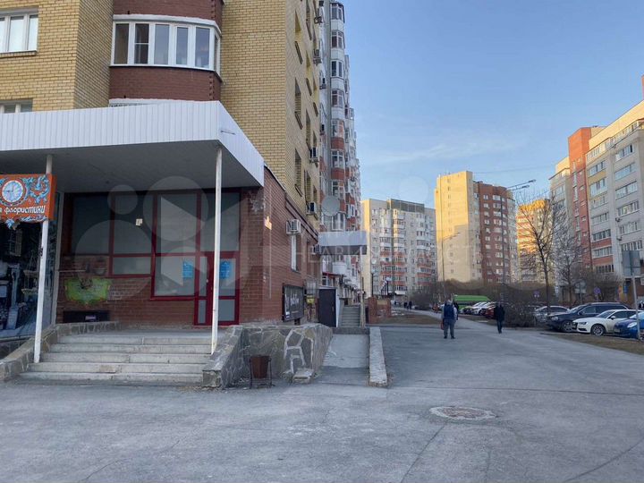 Продам торговое помещение, 171 м²