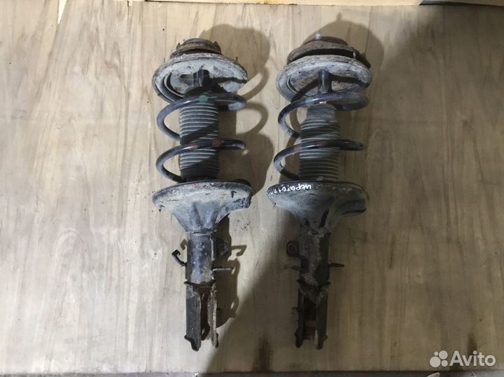 Амортизатор передний KIA Cerato 1