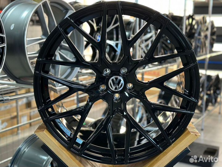 Диски кованые Volkswagen Touareg новые