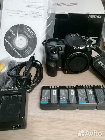 Pentax K-5 + 4 аккума