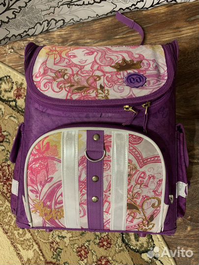 Рюкзак школьный