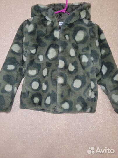 Искусственная шубка с капюшоном рост 140