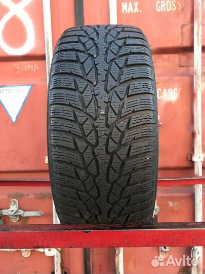 Nokian Tyres WR D4 215/45 R16 90H