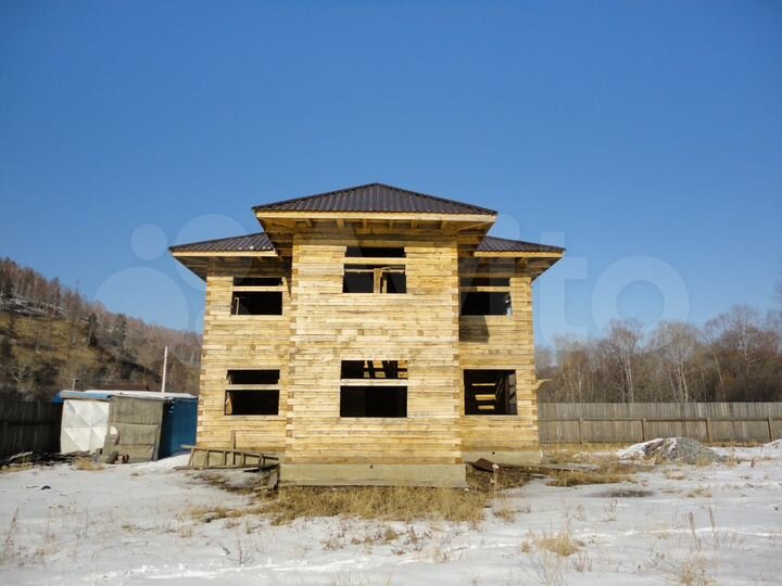 Коттедж 130 м² на участке 12 сот.