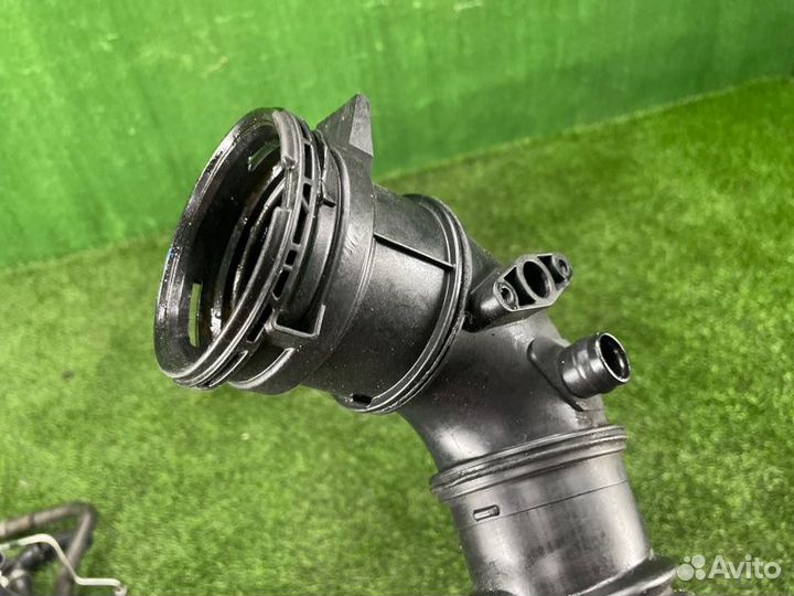 Патрубок интеркулера Bmw 5 F10 N20B20 2011