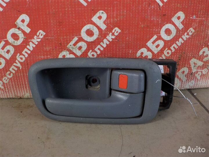 Ручка двери внутренняя задняя правая Toyota Rav 4