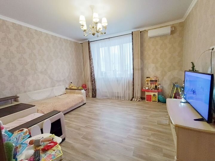 2-к. квартира, 65 м², 4/14 эт.