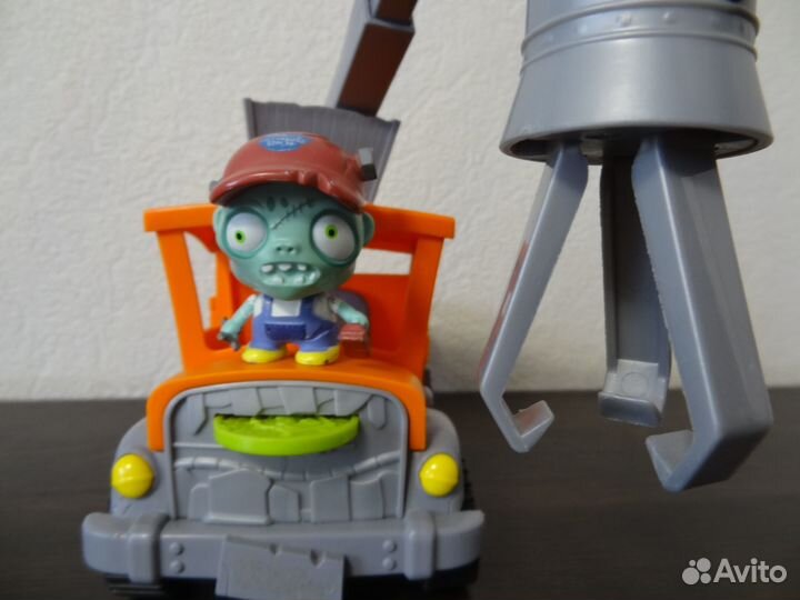 Simba Zombie Zity Машинка Игрушки Коллекционные