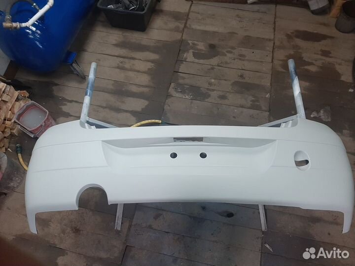 Бампер задний логан новый