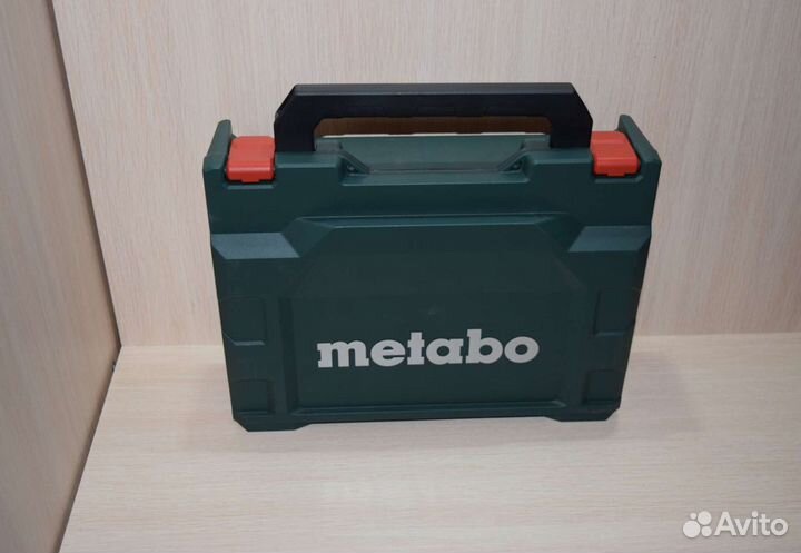 Metabo зарядка, аккумуляторы, чемодан