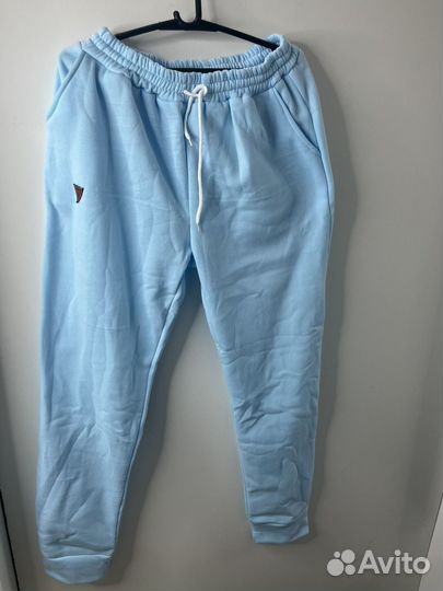 Костюм спортивный