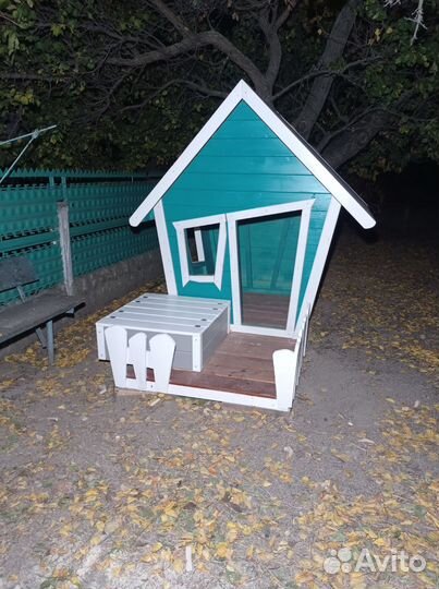 Детский игровой домик из дерева