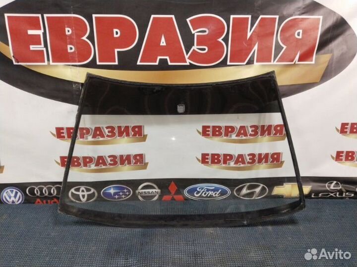 Стекло лобовое переднее Mitsubishi Galant EA1A