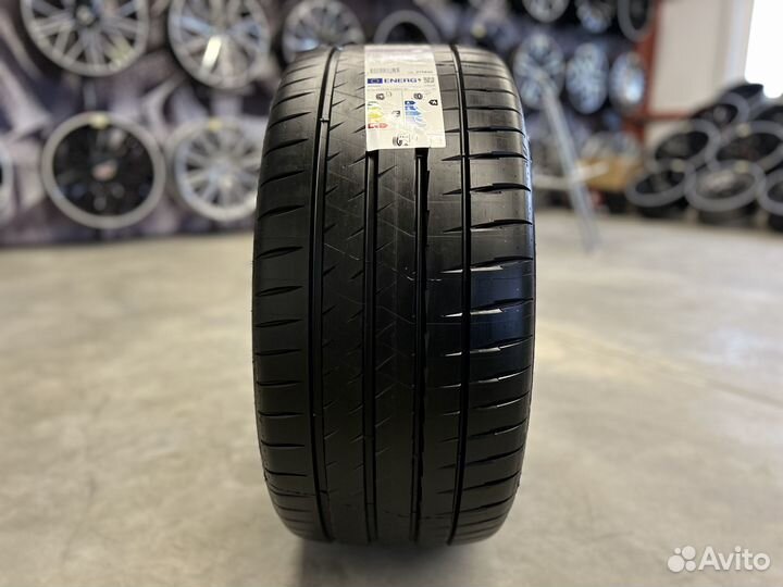 Michelin Pilot Sport 4 S 275/40 R20 106Y