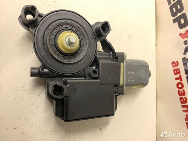 Мотор стеклоподъемника задний левый Volkswagen