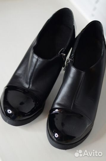 Ботинки, полуботинки женские