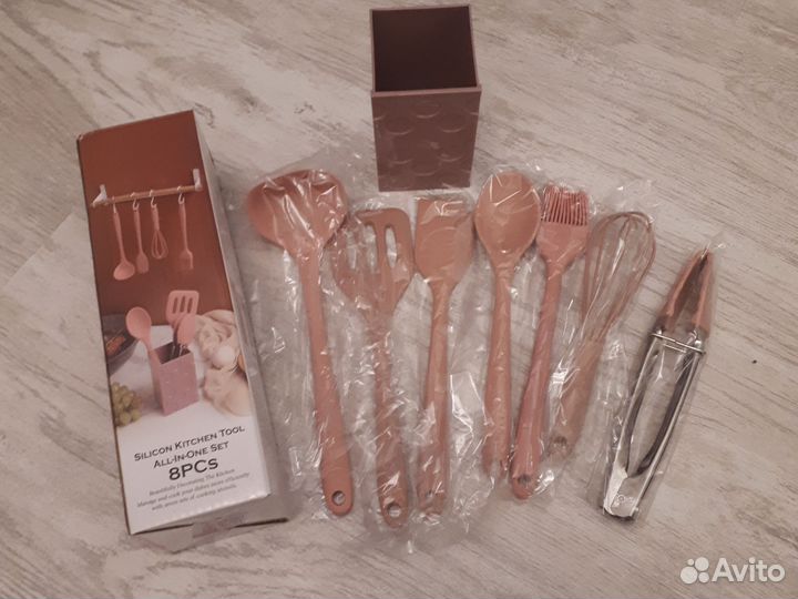 Набор столовых приборов новый