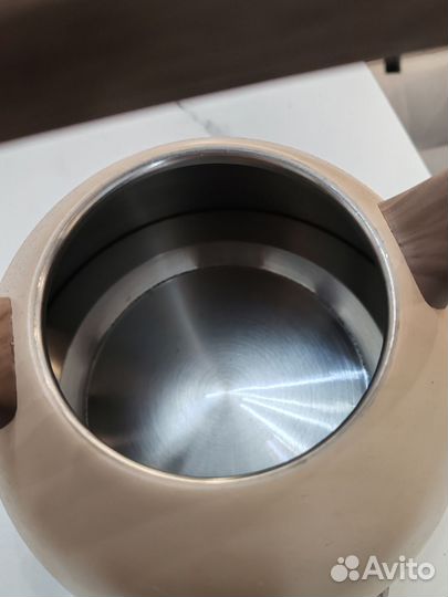 Чайник со свистком новый для индукции