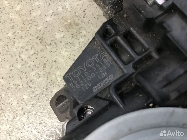 Стеклоподъемник электр. передний правый Toyota RAV