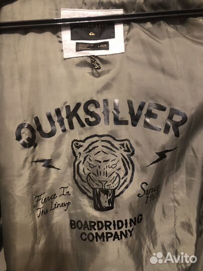 Бомбер фирмы Quiksilver