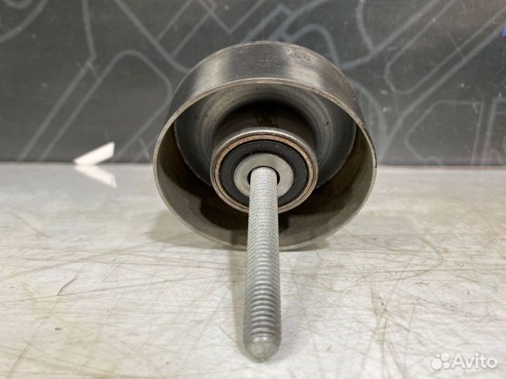 Ролик обводной Audi A6 C6 caja 2011