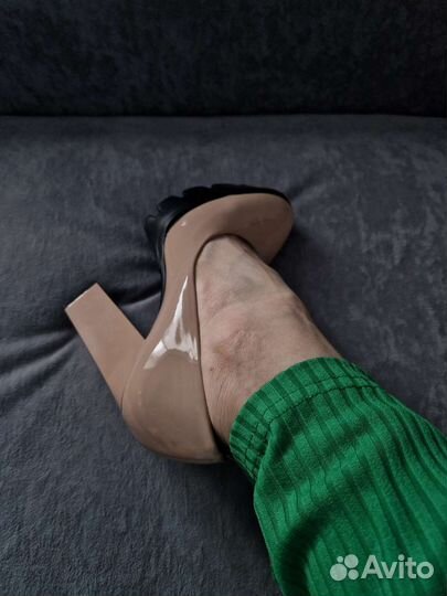 Туфли женские бежевые 23см
