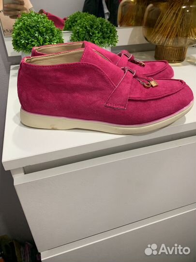 Лоферы женские