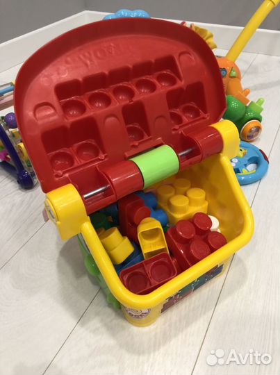 Развивающие игрушки
