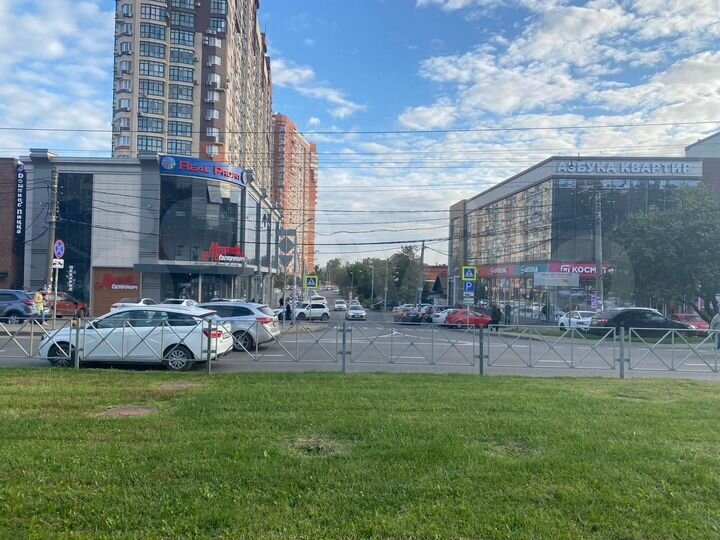 Помещение фасадом на 40-лет Победы, 397.6 м²