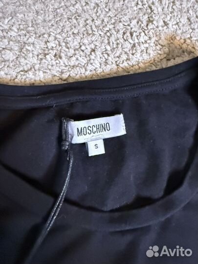 Лонгслив Moschino оригинал новый S