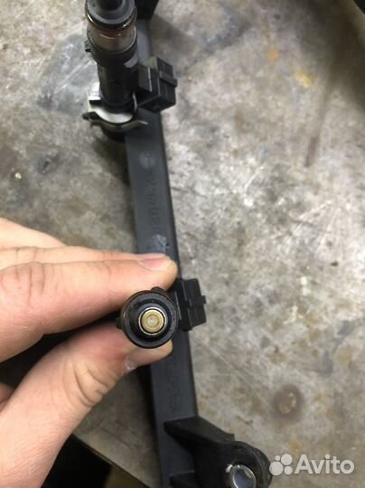 Топливная рампа renault logan