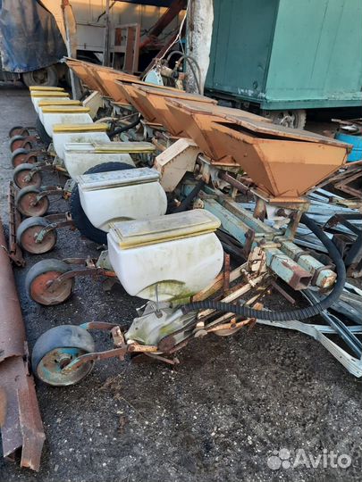 Сеялка Молдагротехника Мультикорн, 2002