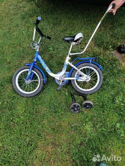 Детский велосипед с ручкой бу