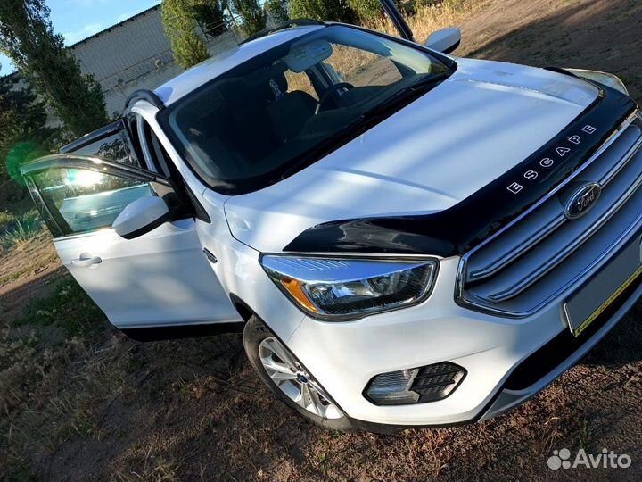 Ford Kuga 1.5 AT, 2018, 73 200 км