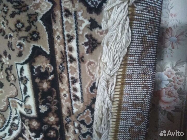 Ковер шерстяной