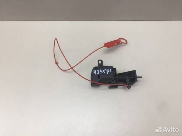 Активатор замка крышки бензобака Mercedes-Benz E-C